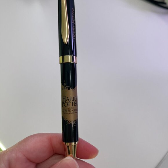 Harry Potter And The Cursed Child Parts One & Two On Broadway Souvenir Pen - Picture 2 of 4